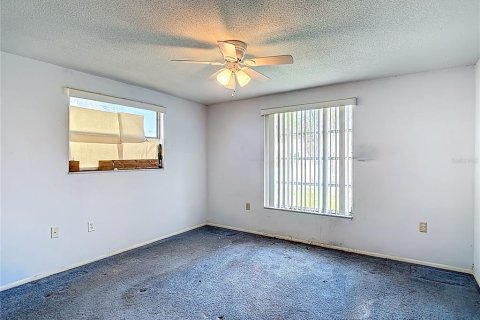 House in New Port Richey, Florida 2 bedrooms, 125.33 sq.m. № 1829397 - photo 19