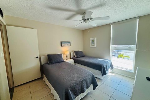 Copropriété à vendre à Sarasota, Floride: 2 chambres, 112.88 m2 № 2102793 - photo 22