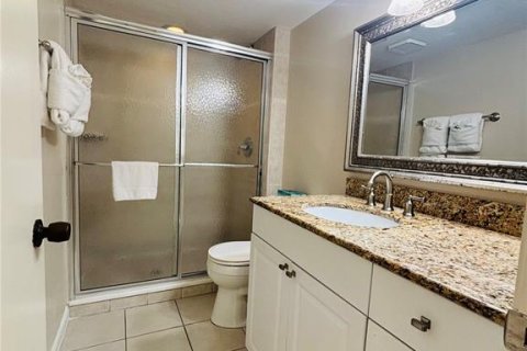 Copropriété à vendre à Sarasota, Floride: 2 chambres, 112.88 m2 № 2102793 - photo 17