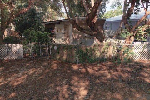 Land in Key Largo, Florida № 2041275