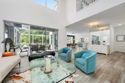 Casa en venta en West Palm Beach, Florida, 4 dormitorios, 237.46 m2 № 2248477 - foto 3
