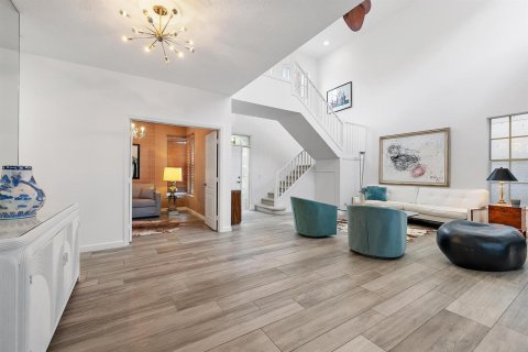 Casa en venta en West Palm Beach, Florida, 4 dormitorios, 237.46 m2 № 2248477 - foto 6