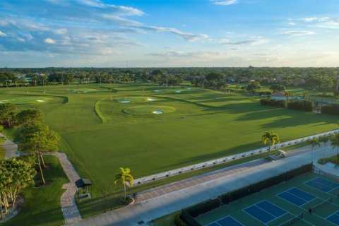 Casa en venta en West Palm Beach, Florida, 4 dormitorios, 237.46 m2 № 2248477 - foto 27