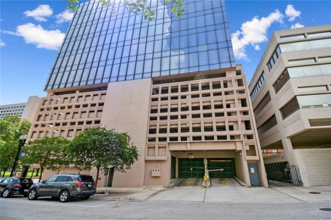 Propiedad comercial en alquiler en Jacksonville, Florida № 1803657 - foto 9