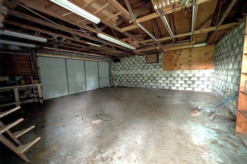 House in Tampa, Florida 3 bedrooms, 157 sq.m. № 1888653 - photo 17