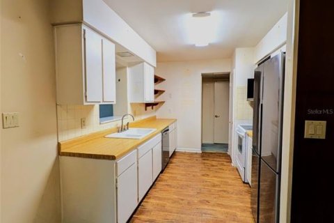 House in Tampa, Florida 3 bedrooms, 157 sq.m. № 1888653 - photo 5