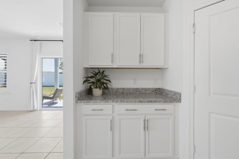 Купить виллу или дом в Порт-Сент-Луси, Флорида 3 комнаты, 197.51м2, № 2190958 - фото 9