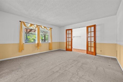 Casa en venta en Fort White, Florida, 3 dormitorios, 214.42 m2 № 1908815 - foto 11