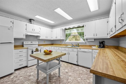 Casa en venta en Fort White, Florida, 3 dormitorios, 214.42 m2 № 1908815 - foto 7