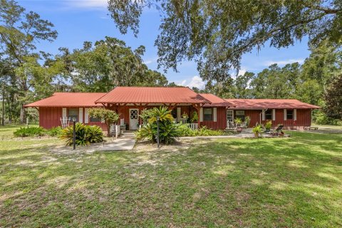 Casa en venta en Fort White, Florida, 3 dormitorios, 214.42 m2 № 1908815 - foto 1