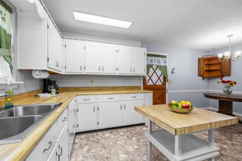 Casa en venta en Fort White, Florida, 3 dormitorios, 214.42 m2 № 1908815 - foto 8
