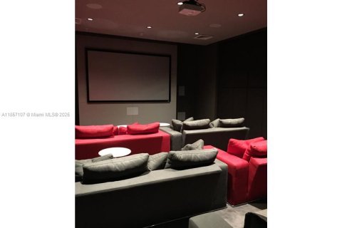 Copropriété à louer à Miami, Floride: 2 chambres, 111.67 m2 № 1883795 - photo 10