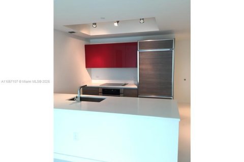 Copropriété à louer à Miami, Floride: 2 chambres, 111.67 m2 № 1883795 - photo 3