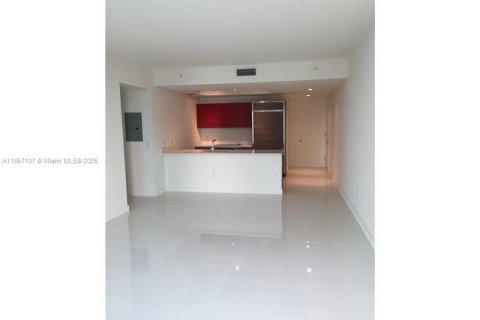 Copropriété à louer à Miami, Floride: 2 chambres, 111.67 m2 № 1883795 - photo 2