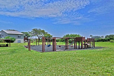 Condo in Boynton Beach, Florida, 2 bedrooms № 2081703 - photo 19