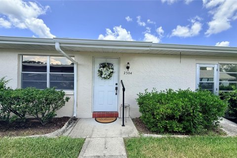 Condominio en Sun City Center, Florida, 2 dormitorios  № 2107730