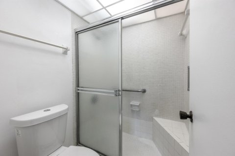 Condo in Lauderhill, Florida, 1 bedroom  № 2192434 - photo 23