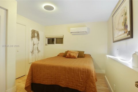 Casa en alquiler en Fort Lauderdale, Florida, 1 dormitorio, 65.03 m2 № 1995122 - foto 9