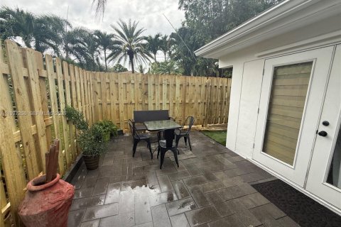 Casa en alquiler en Fort Lauderdale, Florida, 1 dormitorio, 65.03 m2 № 1995122 - foto 14