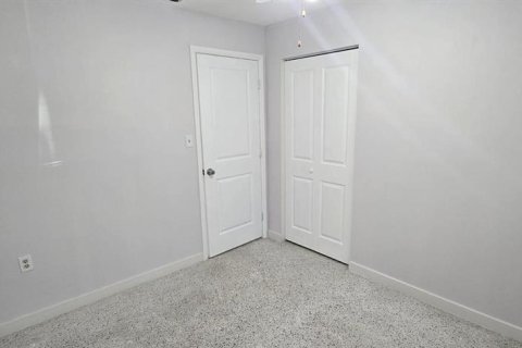 House in Punta Gorda, Florida 3 bedrooms, 129.13 sq.m. № 1688098 - photo 14