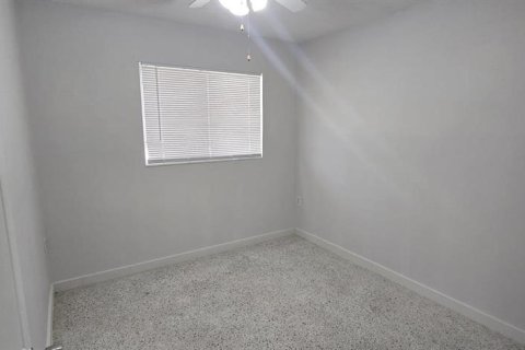 House in Punta Gorda, Florida 3 bedrooms, 129.13 sq.m. № 1688098 - photo 10