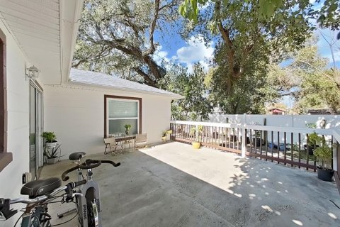 Casa en venta en Tampa, Florida, 3 dormitorios, 111.76 m2 № 2213344 - foto 23