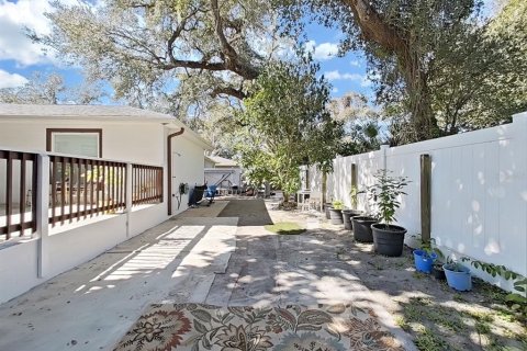 Casa en venta en Tampa, Florida, 3 dormitorios, 111.76 m2 № 2213344 - foto 27