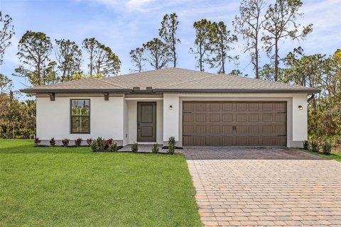 Villa ou maison à North Port, Floride 4 chambres, 172.98 m2 № 2149444