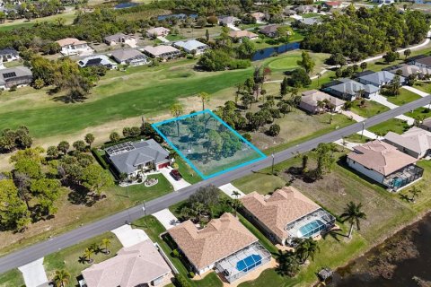 Terreno en Rotonda, Florida № 2228719