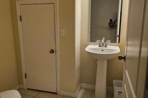 Touwnhouse à louer à Lakeland, Floride: 2 chambres, 138.98 m2 № 2306332 - photo 9
