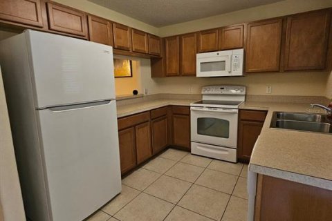 Touwnhouse à louer à Lakeland, Floride: 2 chambres, 138.98 m2 № 2306332 - photo 11