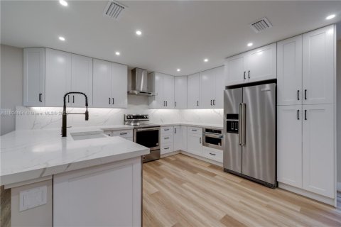 Купить виллу или дом в Майами, Флорида 3 спальни, 160.44м2, № 1953051 - фото 5