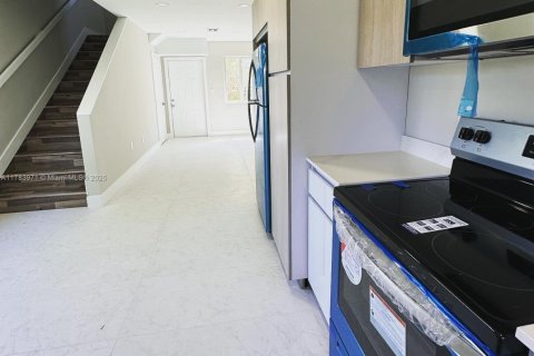Propiedad comercial en venta en Fort Lauderdale, Florida, 130.06 m2 № 1706589 - foto 4