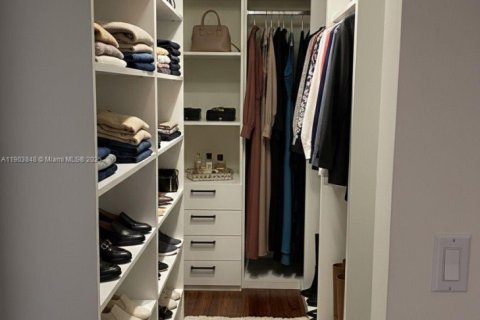 Condominio en venta en Miami, Florida, 2 dormitorios, 141.03 m2 № 2013062 - foto 7