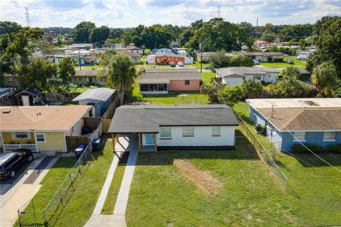 House in Tampa, Florida 3 bedrooms, 82.68 sq.m. № 2396309 - photo 27