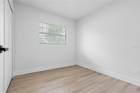 House in Tampa, Florida 3 bedrooms, 82.68 sq.m. № 2396309 - photo 22