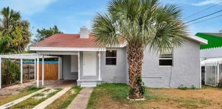 Дом в Майами, Флорида 3 спальни, 99.41м2 № 2043998