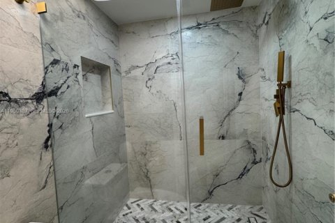 Copropriété à vendre à Fort Lauderdale, Floride: 2 chambres, 175.68 m2 № 2005950 - photo 9