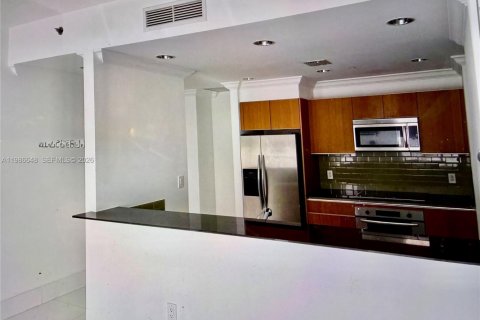 Снять в аренду кондоминиум в Майами, Флорида 1 спальня, 78.32м2, № 2048432 - фото 8