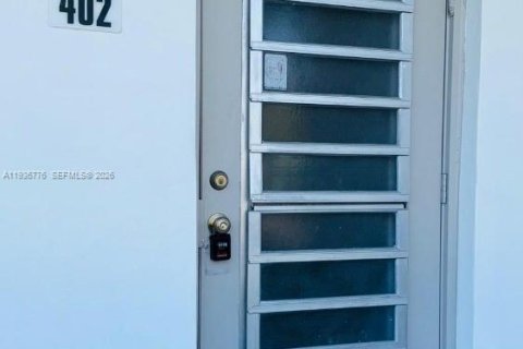 Condo à Lauderdale Lakes, Floride, 2 chambres № 1998456