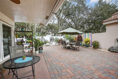 Villa ou maison à vendre à Sunrise, Floride: 3 chambres, 160.44 m2 № 1950103 - photo 11