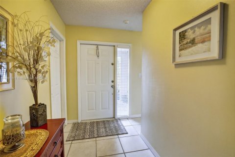 Villa ou maison à vendre à Sunrise, Floride: 3 chambres, 160.44 m2 № 1950103 - photo 18