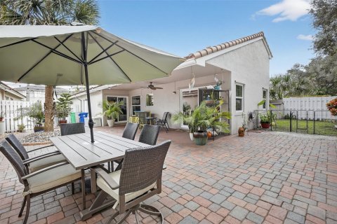 Villa ou maison à vendre à Sunrise, Floride: 3 chambres, 160.44 m2 № 1950103 - photo 14