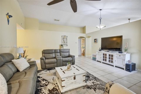 Villa ou maison à vendre à Sunrise, Floride: 3 chambres, 160.44 m2 № 1950103 - photo 23
