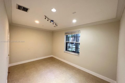 Villa ou maison à louer à Weston, Floride: 4 chambres, 280.47 m2 № 2026005 - photo 24