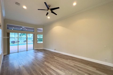 Villa ou maison à louer à Weston, Floride: 4 chambres, 280.47 m2 № 2026005 - photo 11