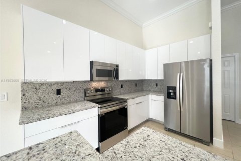 Villa ou maison à Weston, Floride 4 chambres, 280.47 m2 № 2026005