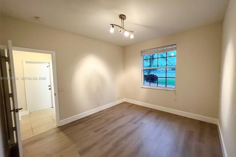 Villa ou maison à louer à Weston, Floride: 4 chambres, 280.47 m2 № 2026005 - photo 22