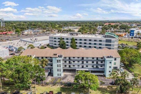 Condominio en venta en Dunedin, Florida, 2 dormitorios, 114.27 m2 № 2094384 - foto 2