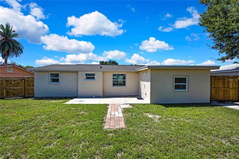 Villa ou maison à vendre à Port Richey, Floride: 3 chambres, 90.67 m2 № 1913660 - photo 3
